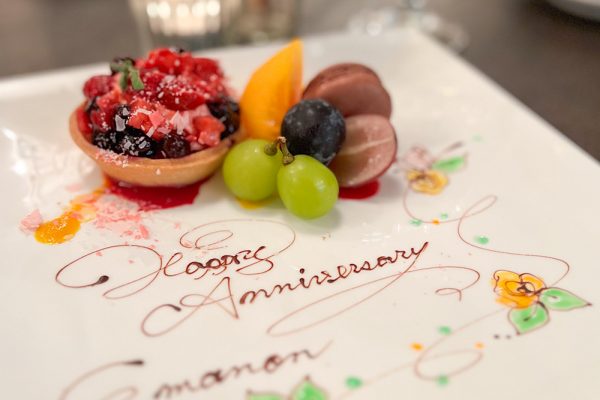 【LUNCH アニバーサリーコース＋アニバーサリープレート】1ドリンク付きの画像